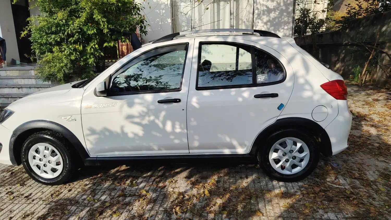 کوئیکs تمیز 1401|خودرو سواری و وانت|آستارا, |دیوار