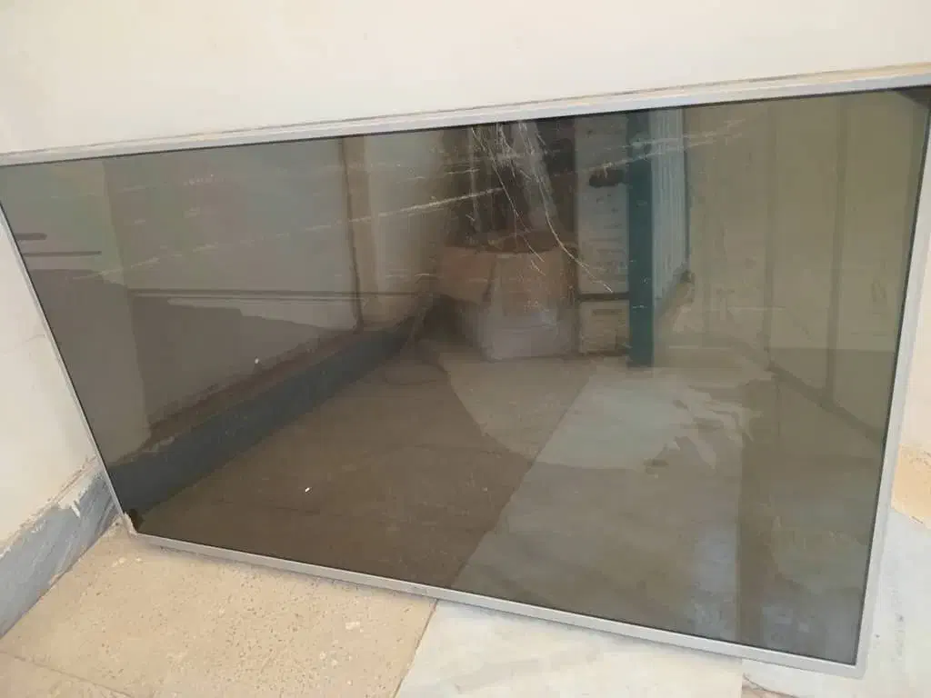 تلویزیون۴۳  ال جی شکسته|تلویزیون و پروژکتور|فردیس, فردیس|دیوار