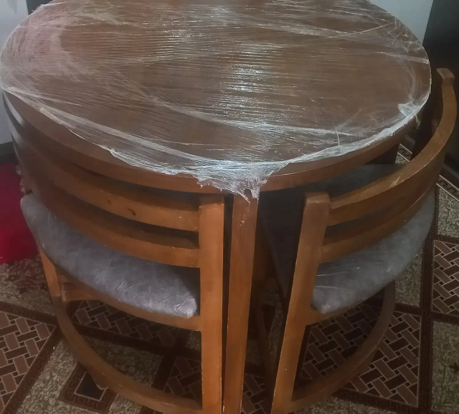 میز وصندلی آشپزخانه|میز و صندلی غذاخوری|سیرجان, |دیوار