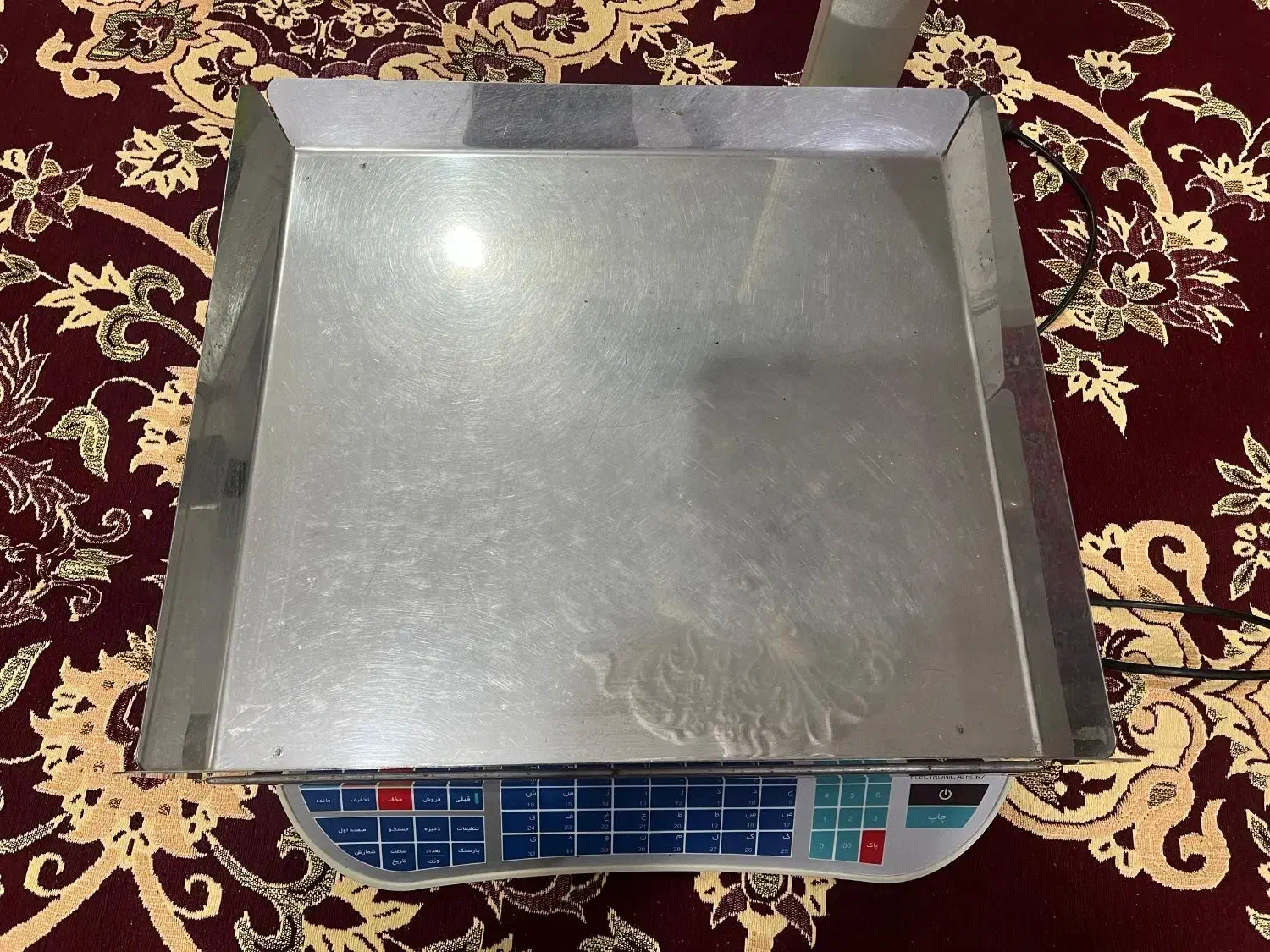 ترازو دیجیتال و کالباس بر و...|فروشگاه و مغازه|بندرعباس, |دیوار