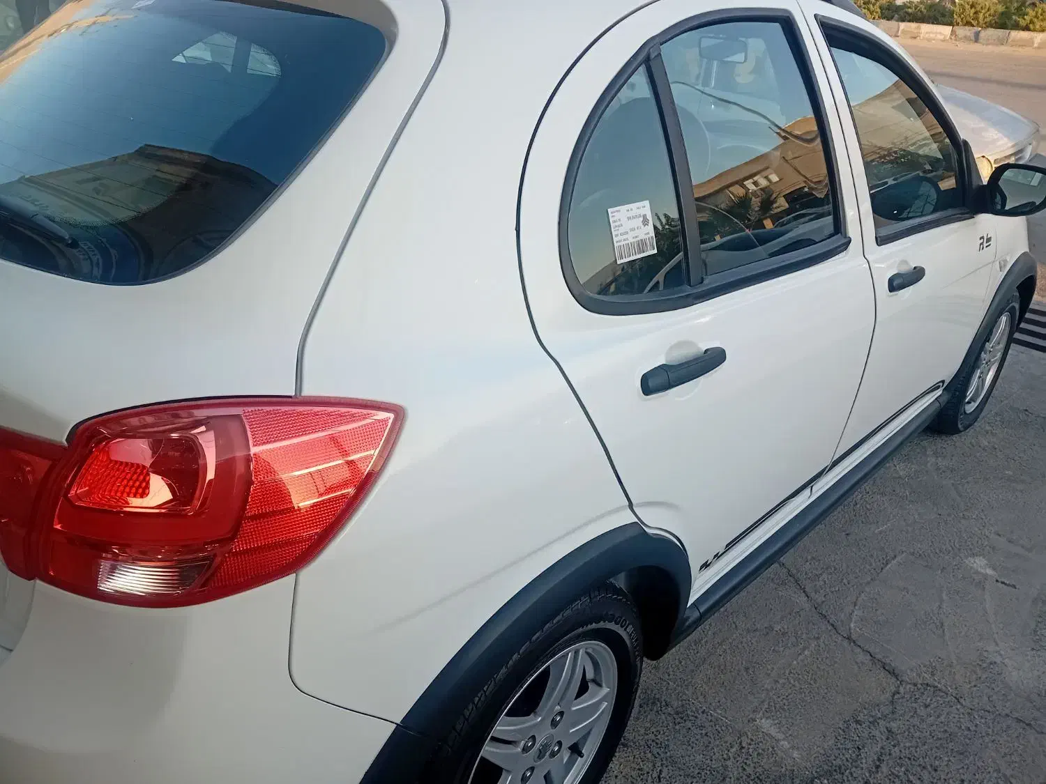 کوئیک Rمدل ۴۰۰ در فیروزآباد|خودرو سواری و وانت|فیروزآباد (فارس), |دیوار