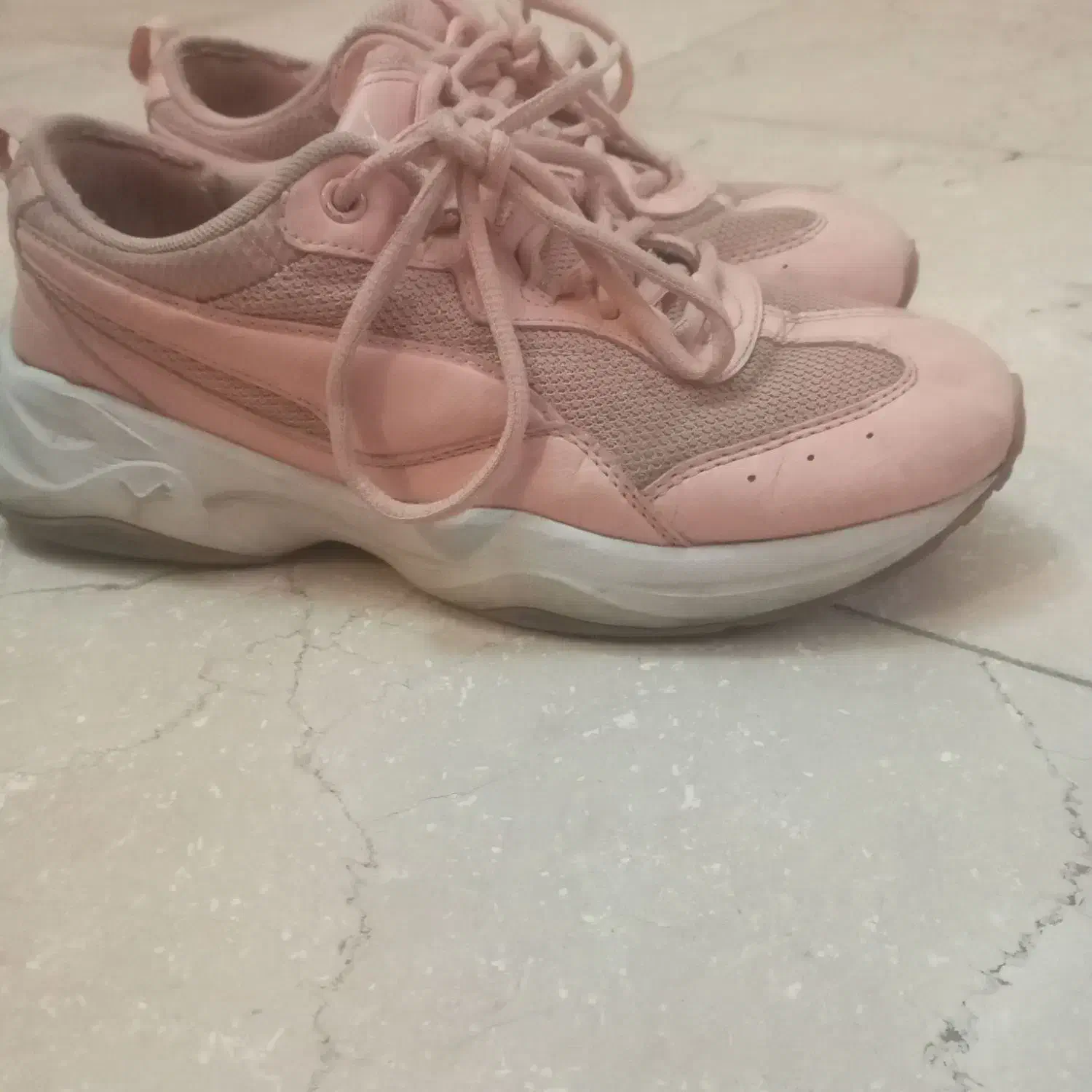 کتونی اورجینال پوما|کیف، کفش، کمربند|هشتگرد, هشتگرد قدیم|دیوار