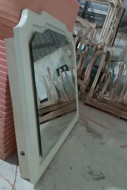 آینه|آینه|مشهد, رده|دیوار