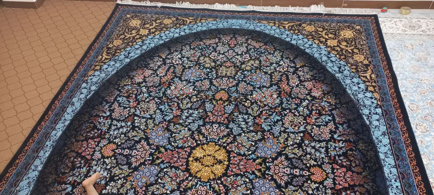 یک عددفرش 12متری درحدویک عدد فرش 6متری درحدنو|فرش|ایوانکی, |دیوار