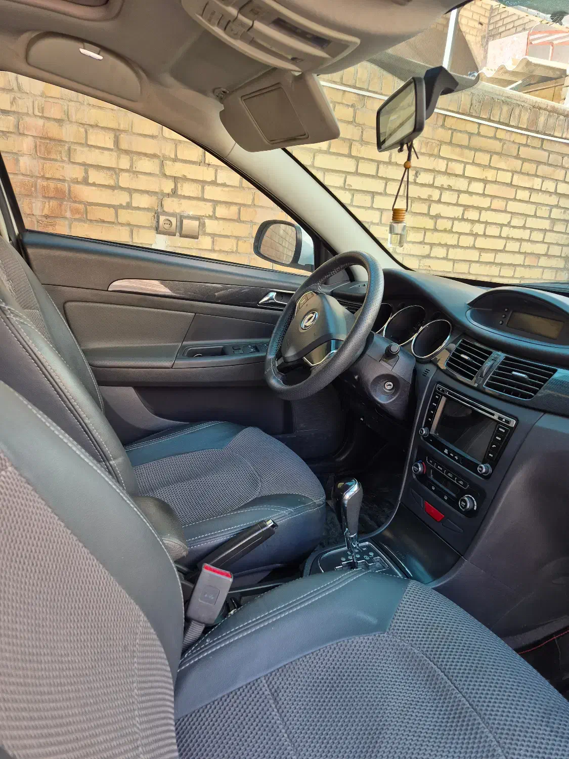 اچ سی کراس|خودرو سواری و وانت|شاهین‌شهر, طالقانی|دیوار