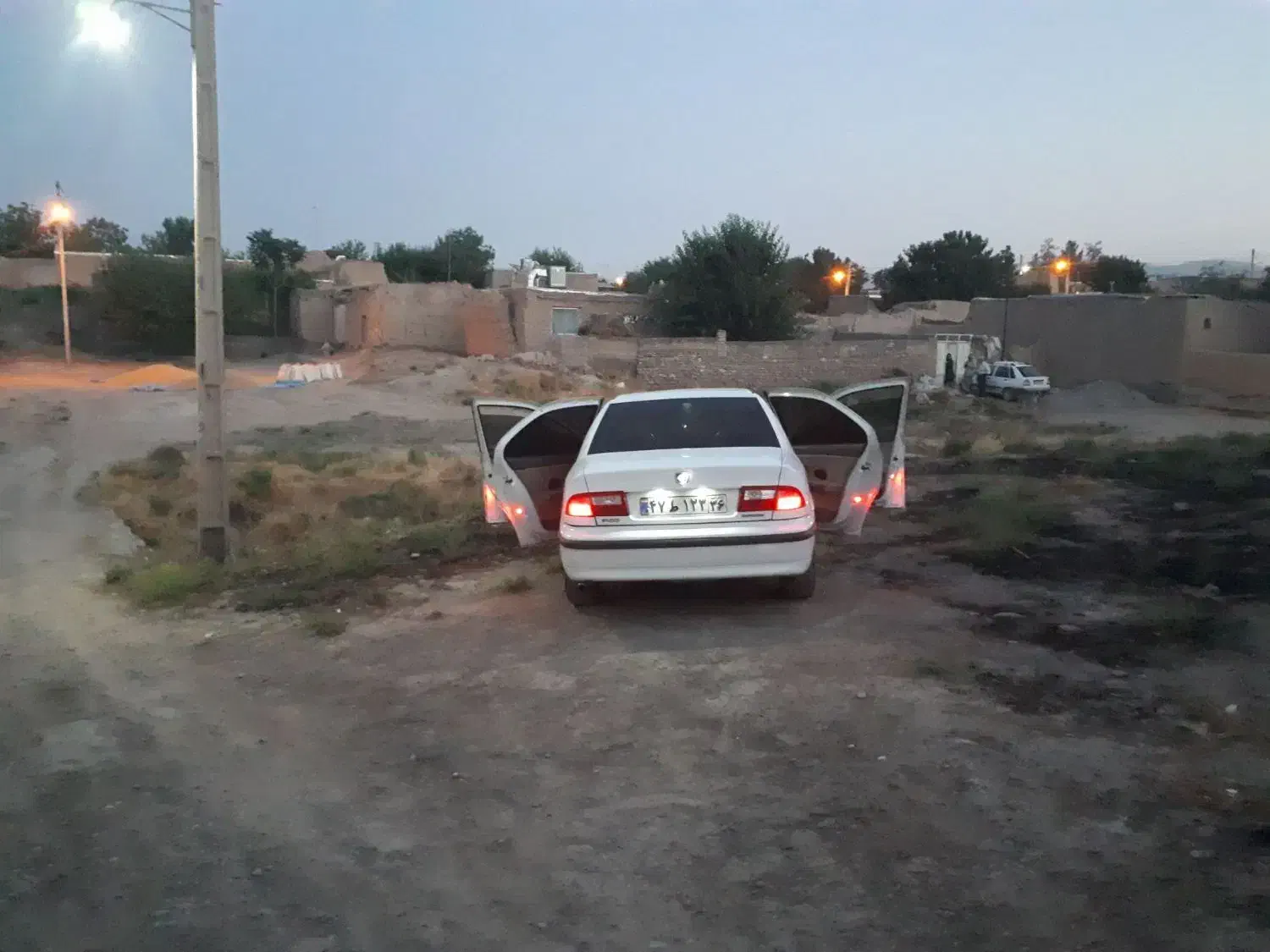 سمند 89سفید|خودرو سواری و وانت|مشهد, کوی ولیعصر|دیوار