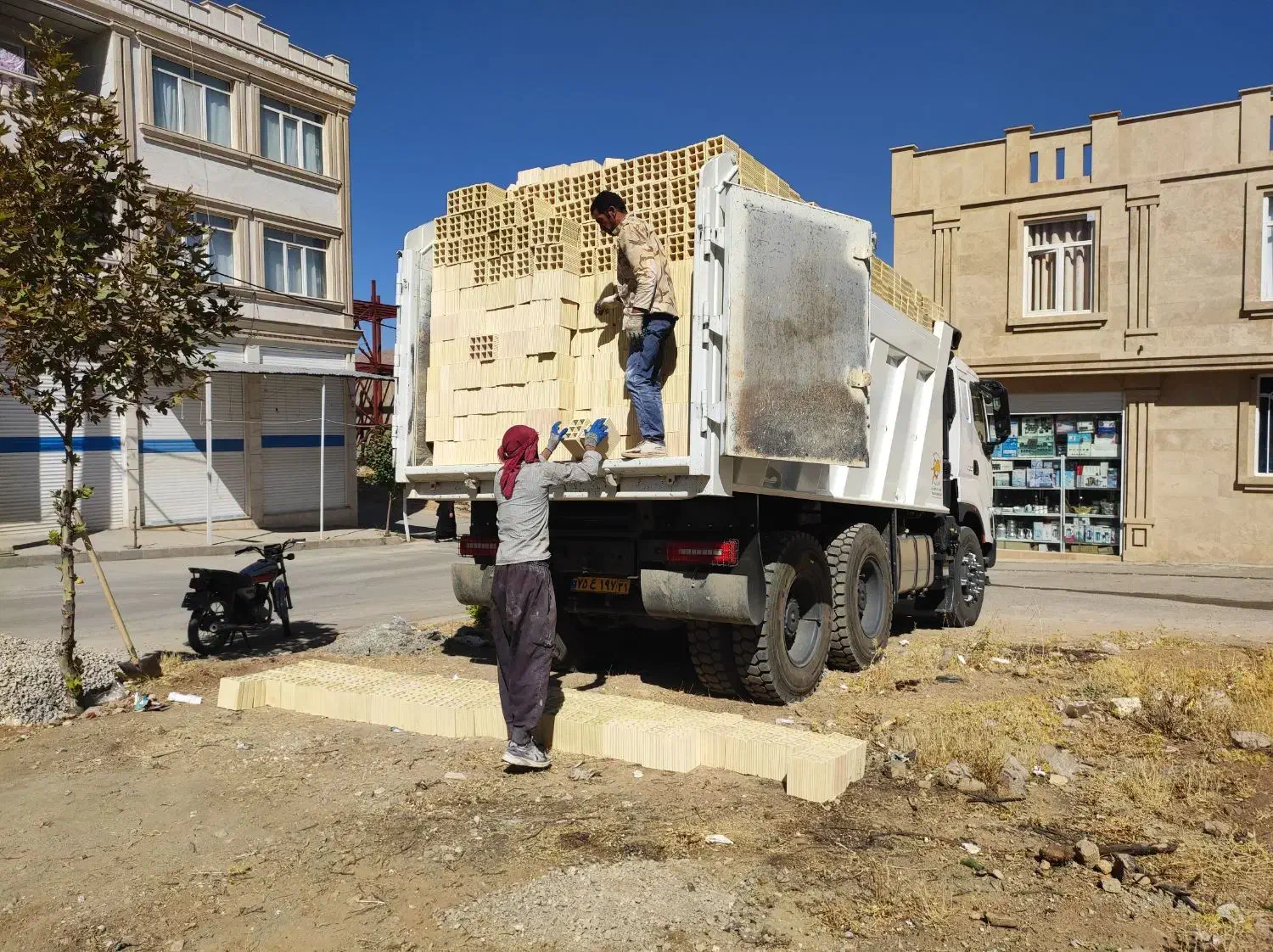 پرشین سفال ملایر|مصالح و تجهیزات ساختمان|نورآباد, |دیوار