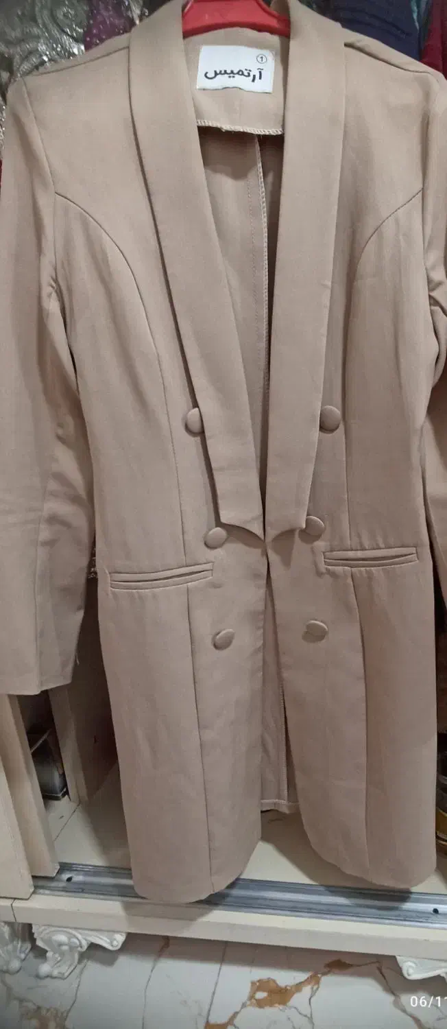 مانتو مازراتی  جلو باز|لباس|قطور, |دیوار