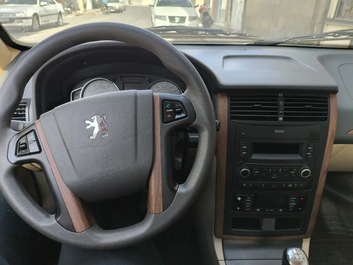 پژو پارس مدل 402|خودرو سواری و وانت|ابهر, |دیوار