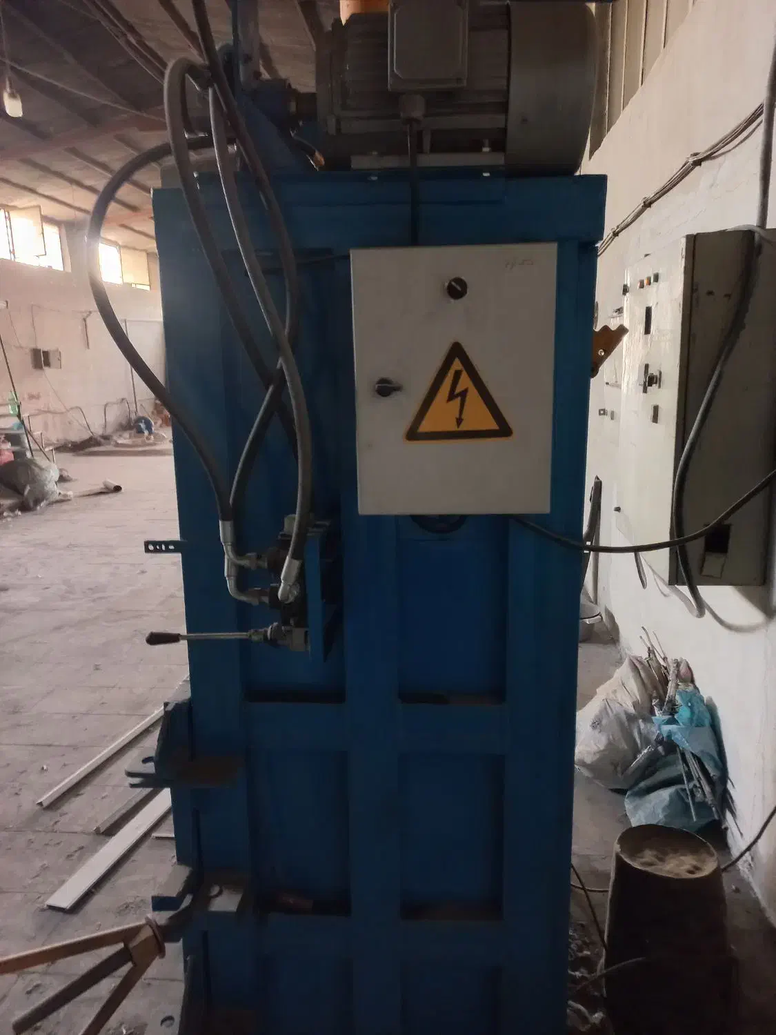 دستگاه پرس|ماشینآلات صنعتی|رباطکریم, رباطکریم|دیوار