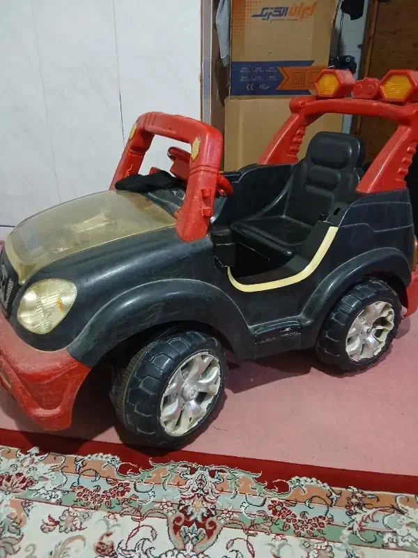 ماشین شارژی|اسباب‌بازی بچه|خمینی‌شهر, |دیوار