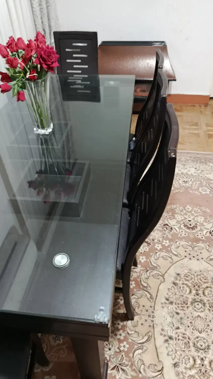 صندلی و میز ناهار خوری چوبی بدون لقی|میز و صندلی غذاخوری|رشت, دیانتی|دیوار