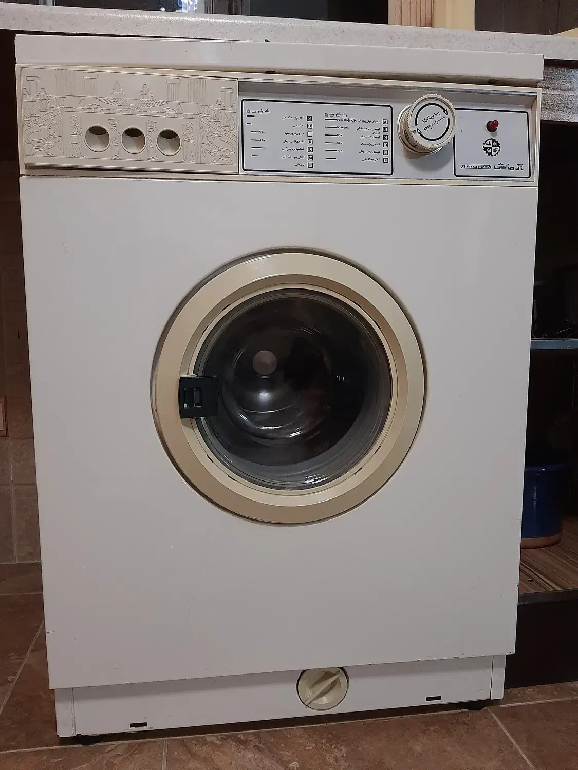 ماشین لباسشویی ۵ کیلویی آزمایش|ماشین لباسشویی و خشک‌کن لباس|بروجرد, |دیوار