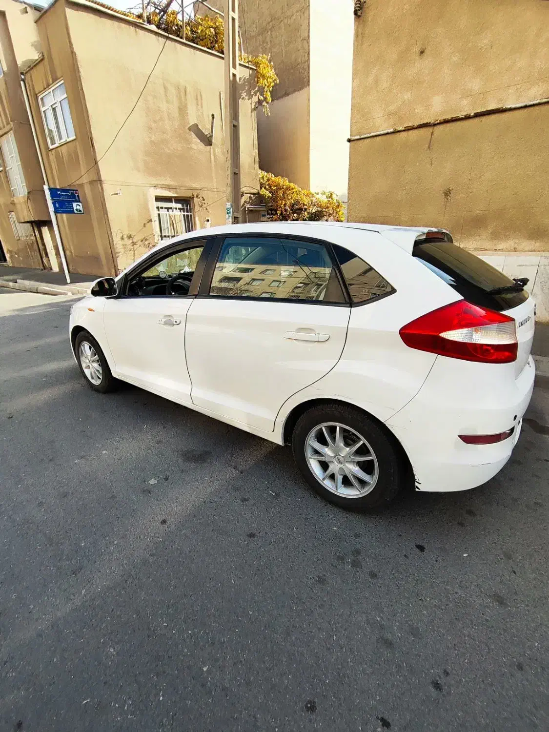 ام وی ام ۳۱۵ هاچبک شخصی(کارنامه)|خودرو سواری و وانت|کرج, دولتآباد|دیوار