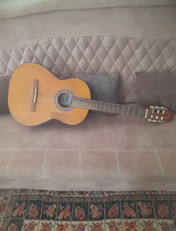 گیتار m2|گیتار، بیس، امپلیفایر|نیشابور, محله میدان باغات|دیوار