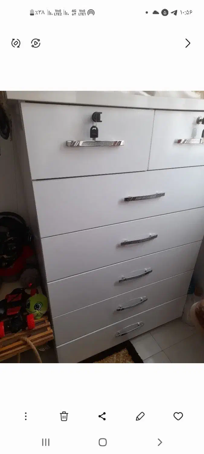 دراور|جاکفشی، کمد، دراور|صومعه‌سرا, |دیوار