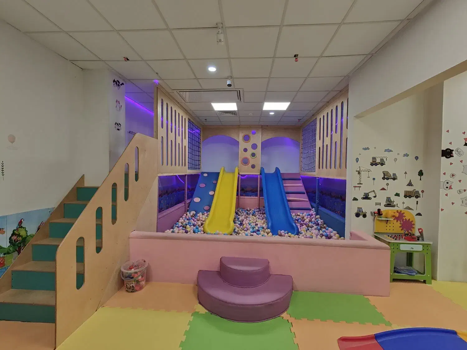 فروش تمامی وسایل خانه بازی یا مشارکت|اسباب‌‌بازی|تهران, امام زاده حسن|دیوار