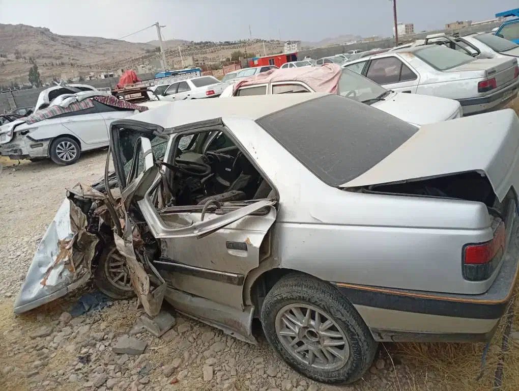 پژو تصادفی|خودرو سواری و وانت|ایذه, |دیوار