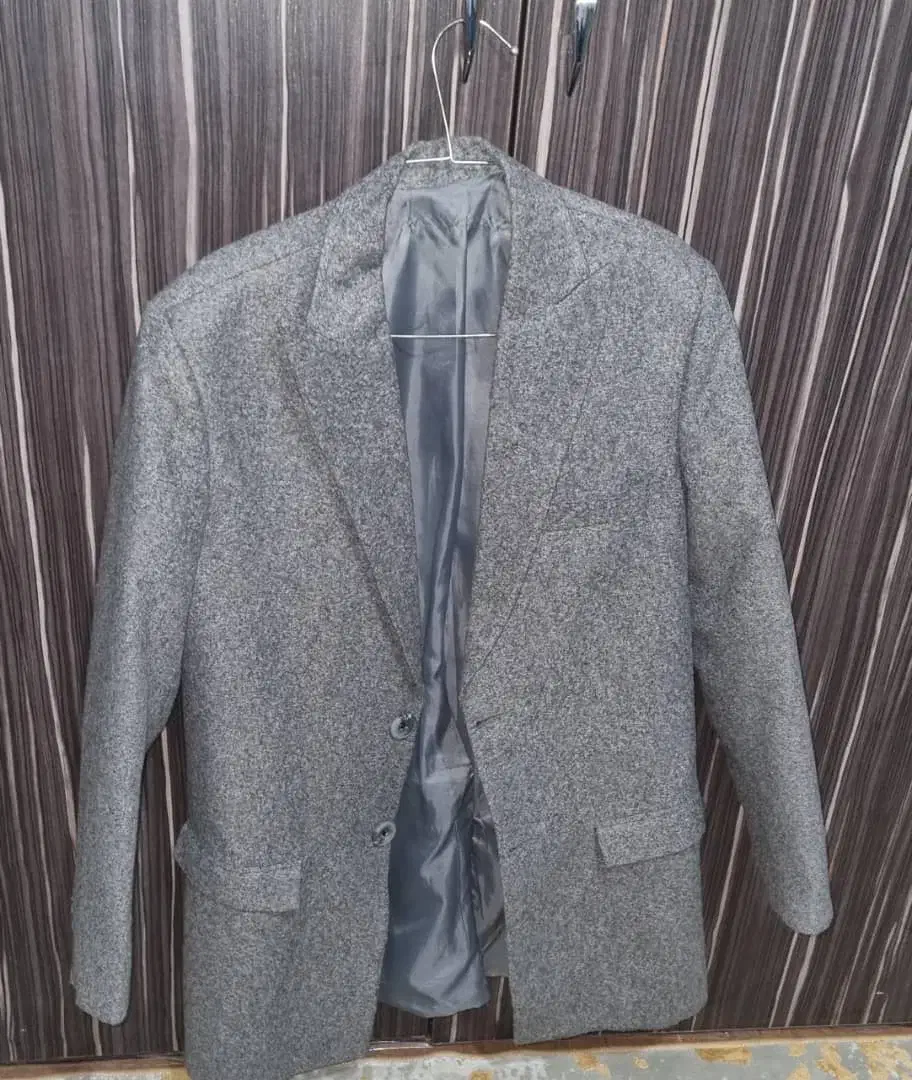 پالتو|لباس|ازنا, |دیوار