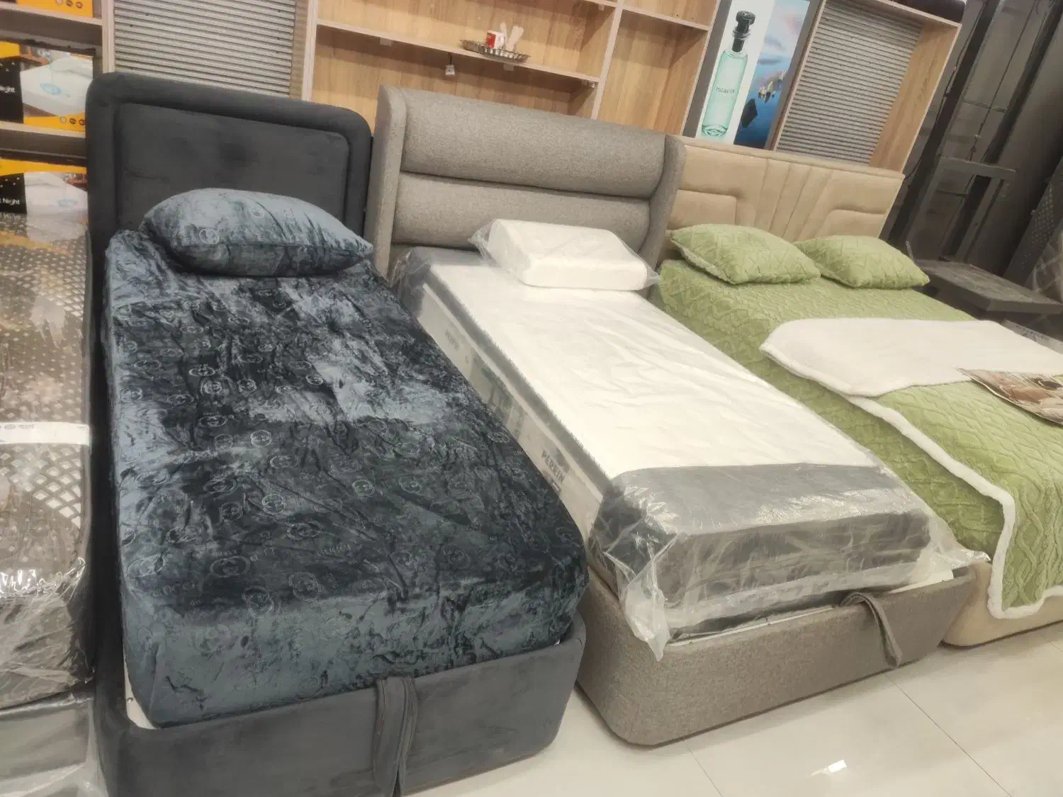 نمایندگی تشک رویال و لاریسا|تشک تختخواب|قشم, |دیوار