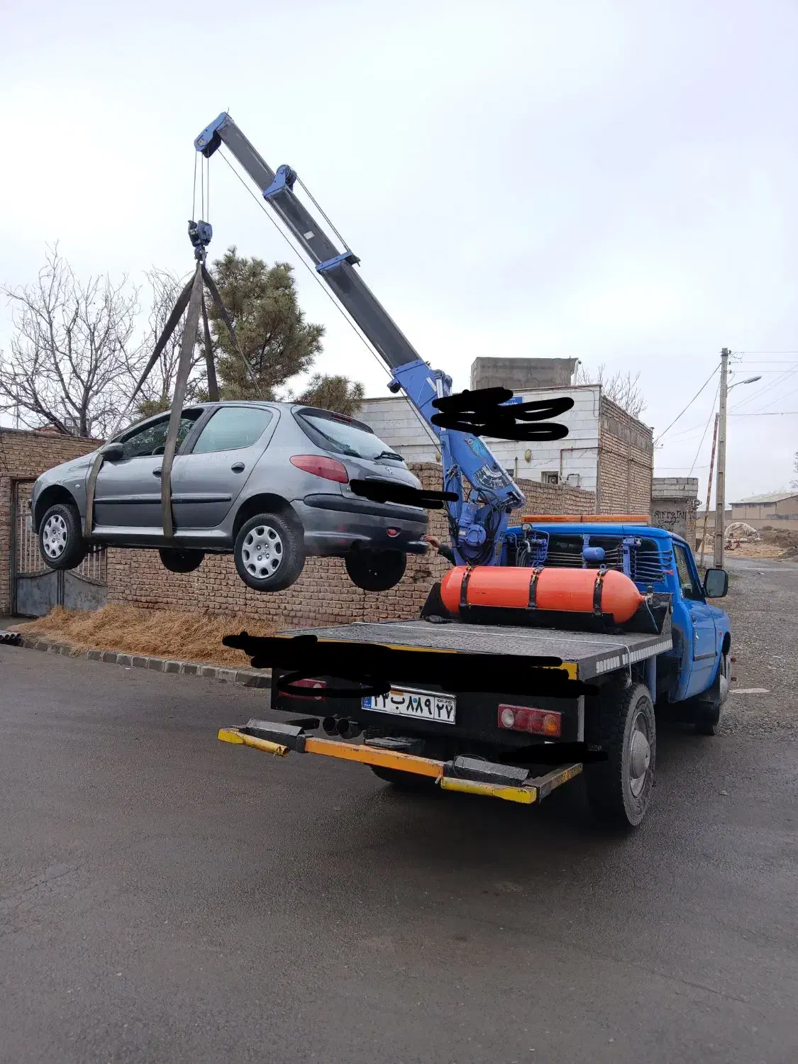 جرثقیل و امداد خودرو (یدک کش)|خدمات حمل و نقل|خوی, |دیوار