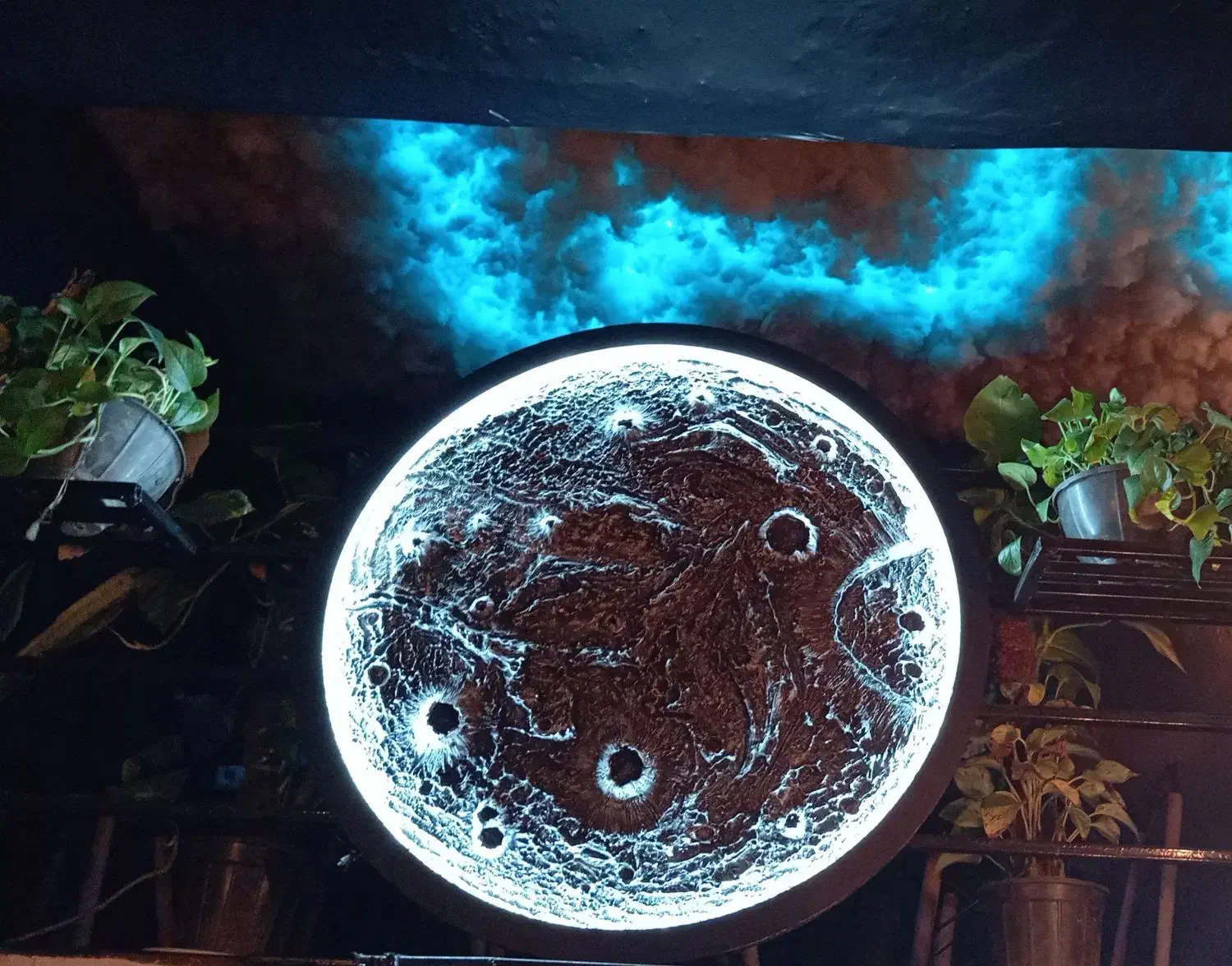 نیازمند شاگرد خانم برای فست فود|استخدام خدمات فروشگاه و رستوران|ایرانشهر, |دیوار