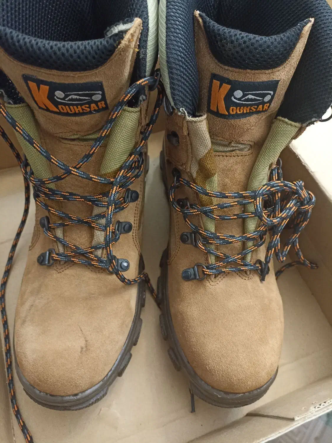 نیم بوت حرفه ای کوه همه کاره|کیف، کفش، کمربند|کرمان, |دیوار