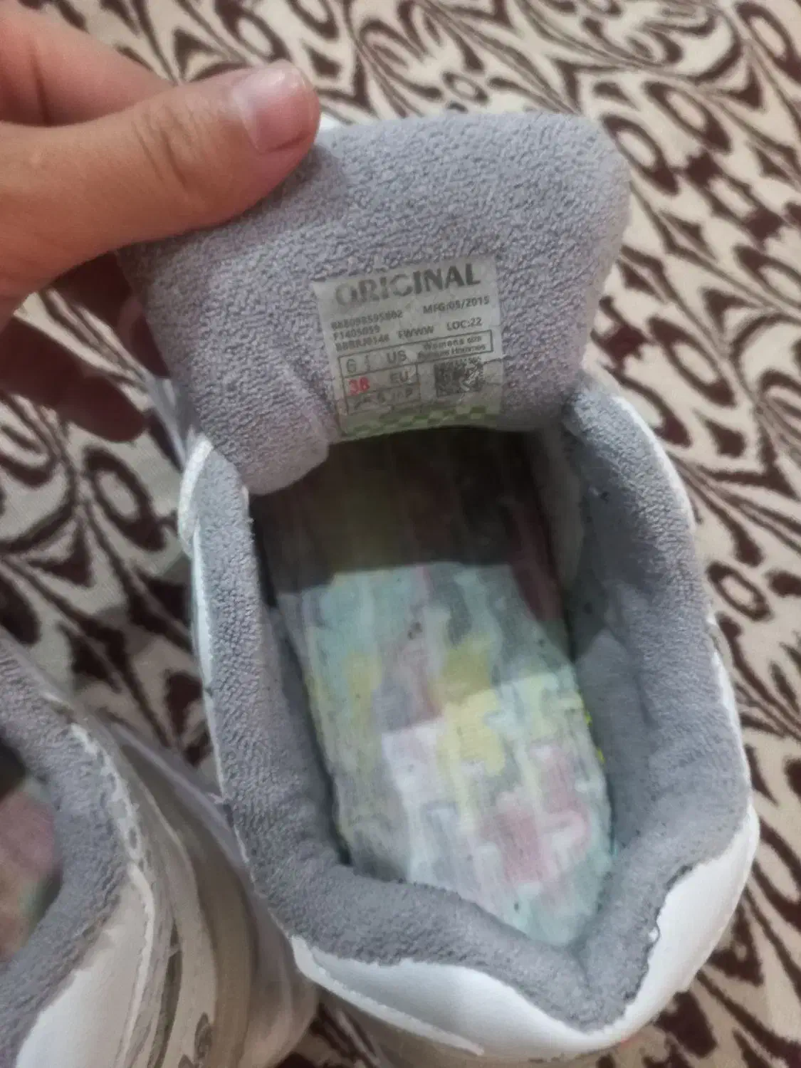 کتانی خارجی|کیف، کفش، کمربند|تاکستان, |دیوار