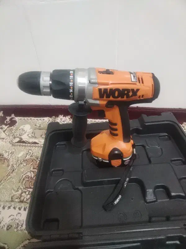 پیچگوشتی شارژی اصل آلمانی خیلی کم کارکرد|ابزارآلات|مریوان, |دیوار