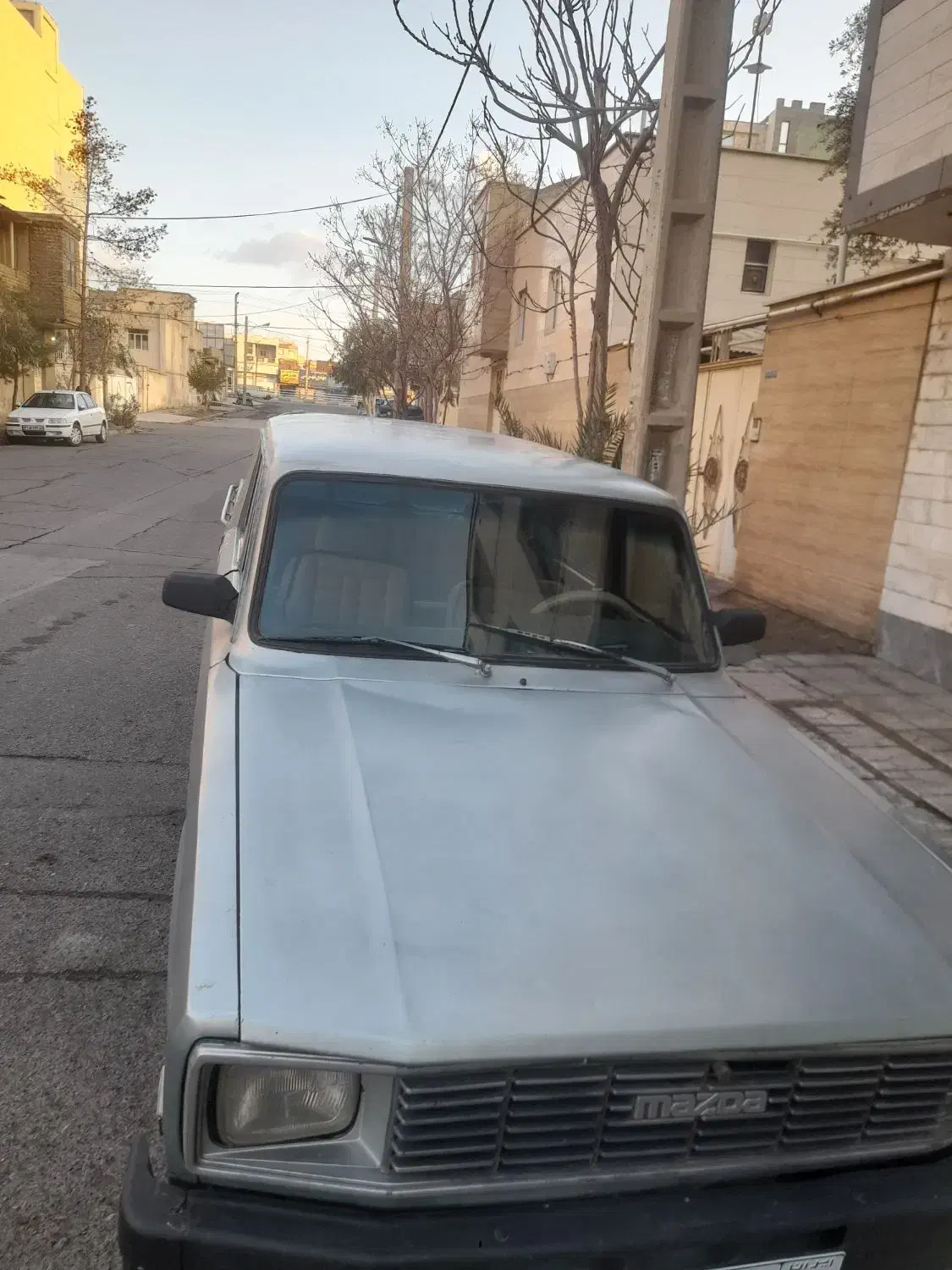 مزدا۲۰۰۰دوکابین مدل۸۷|خودرو سواری و وانت|ساوه, |دیوار