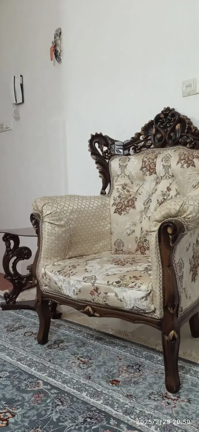 فروش مبل استیل ۹ نفره با میز ودوعدد عسلی|مبلمان خانگی و میز عسلی|تهران, حکیمیه|دیوار