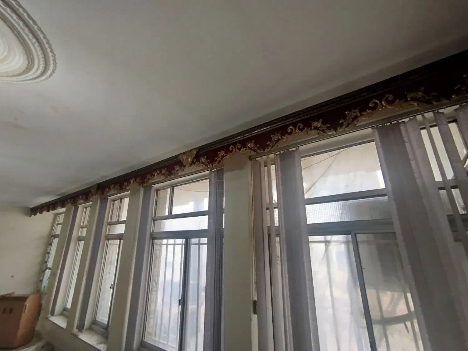 کتیبه پرده|پرده، رانر، رومیزی|میانه, |دیوار