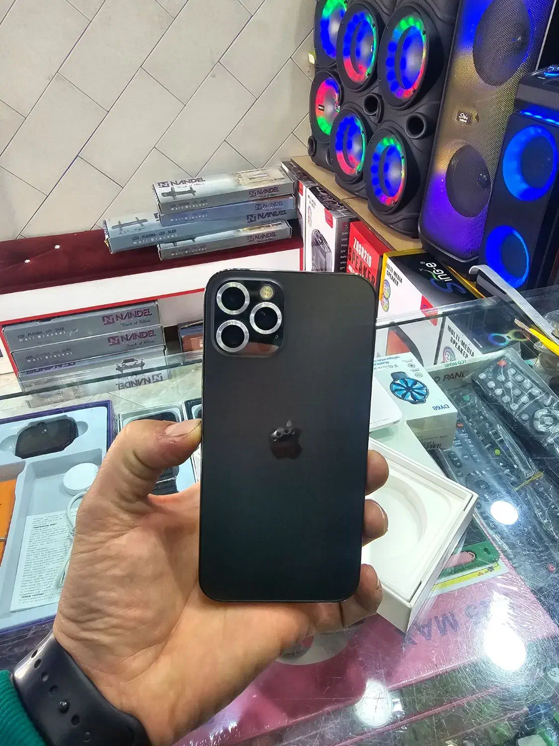 ایفون12پرودرحد.256|موبایل|کبودرآهنگ, |دیوار