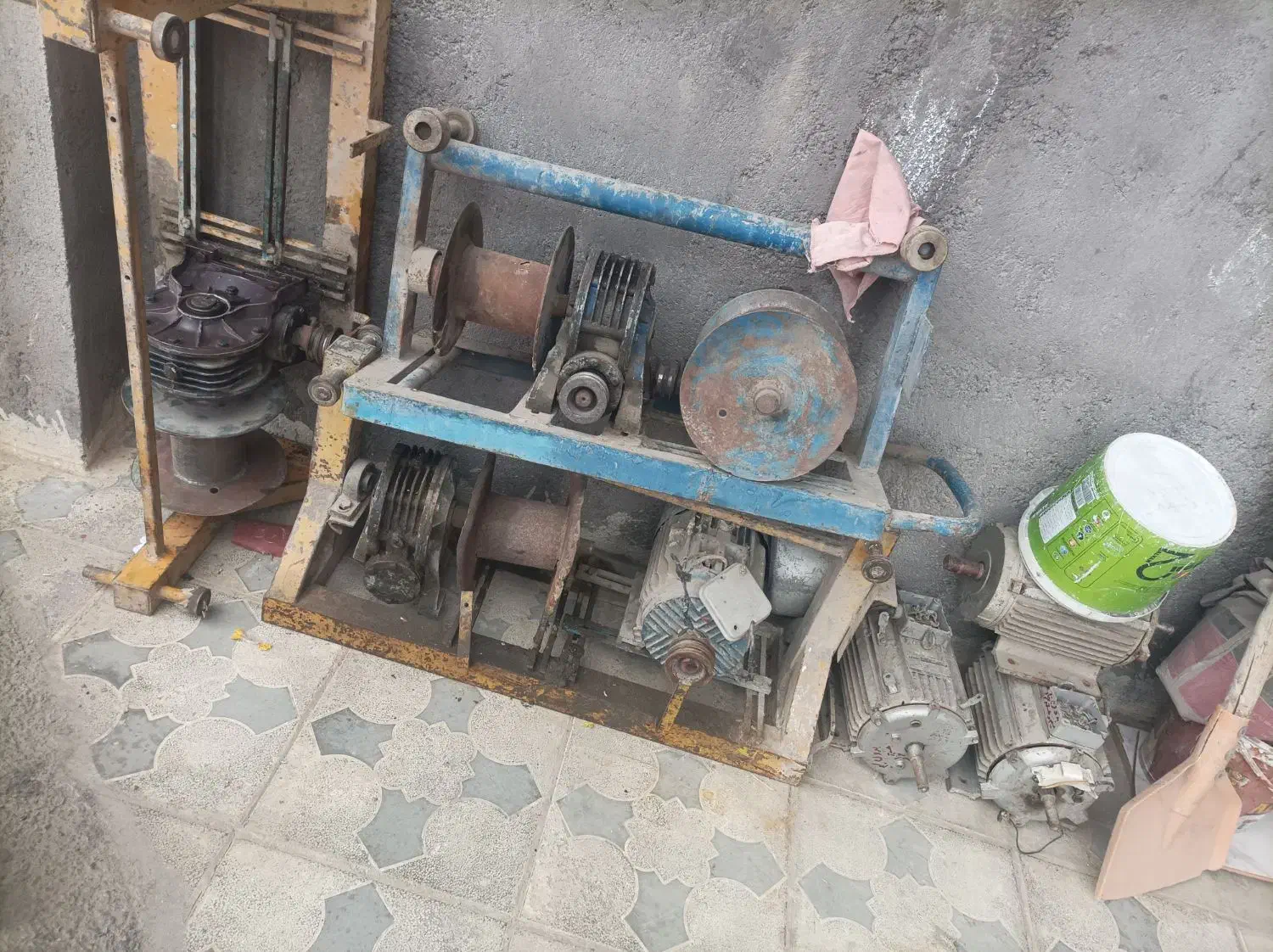 بالابر با کالسکه وریل وپایه|مصالح و تجهیزات ساختمان|دیواندره, |دیوار