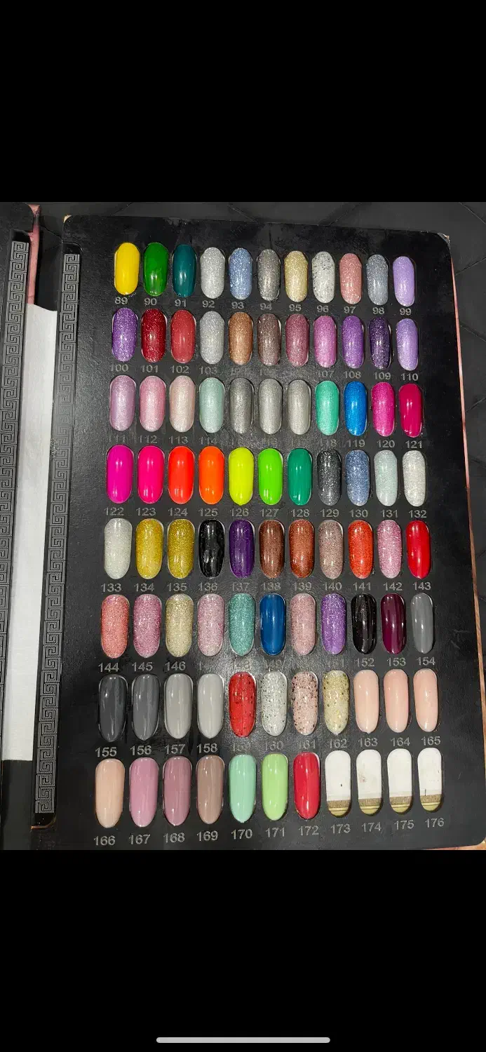 لاک ژل در ۱۷۲رنگ|آرایشگاه و سالن‌های زیبایی|چابهار, |دیوار