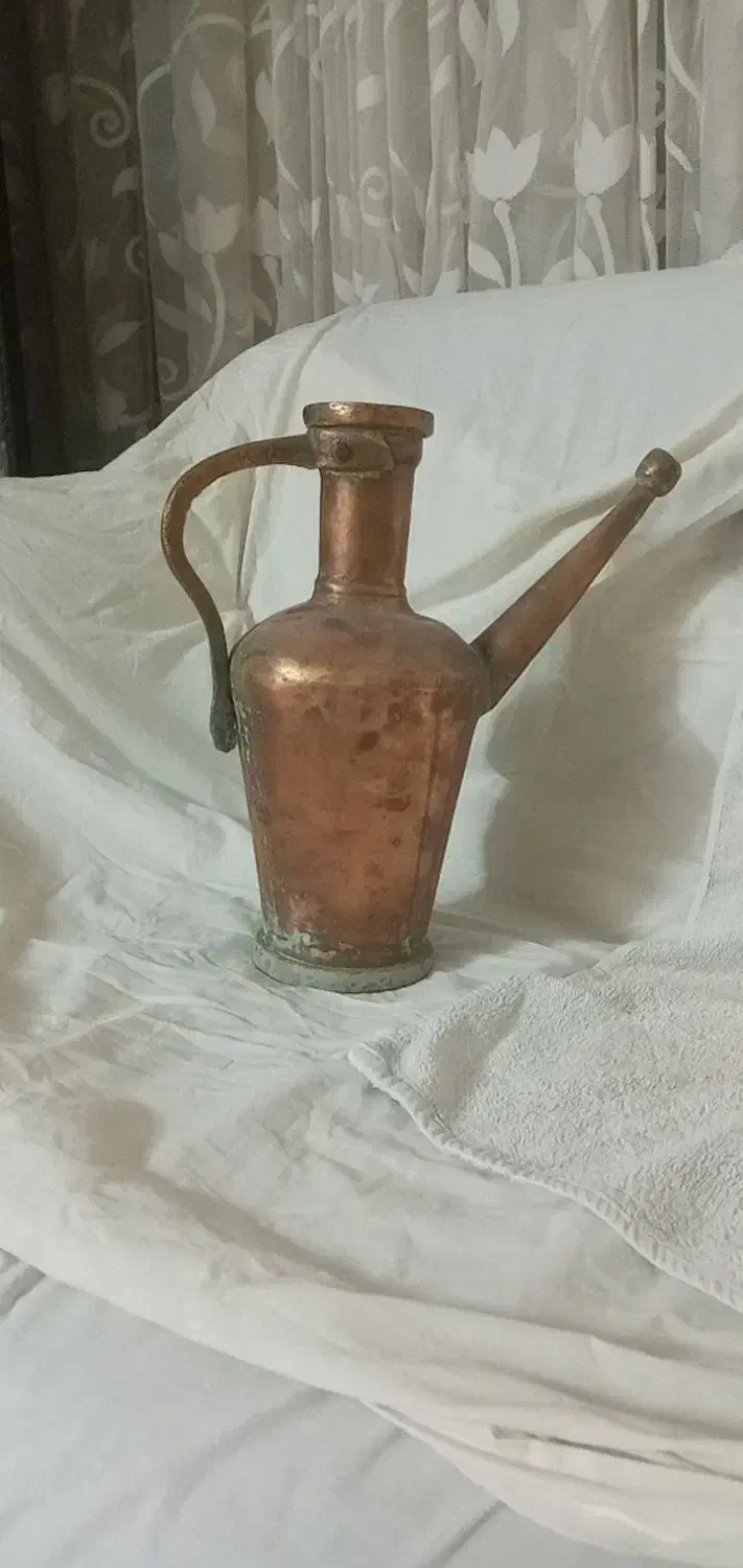 افتابه مسی بکر|کلکسیون اشیاء عتیقه|بیرجند, |دیوار