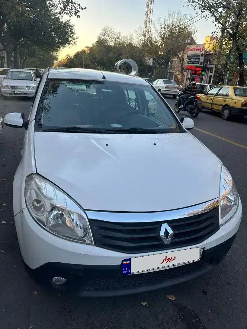 ساندرو اتوماتیک مدل ۹۵|خودرو سواری و وانت|تبریز, |دیوار