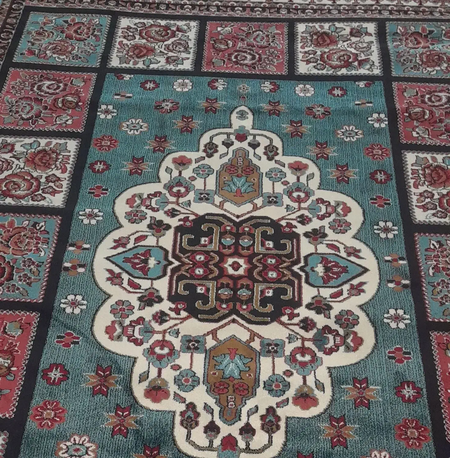 سلام یک جفت فرش ماشینی نوه متری نو|فرش|آق قلا, |دیوار