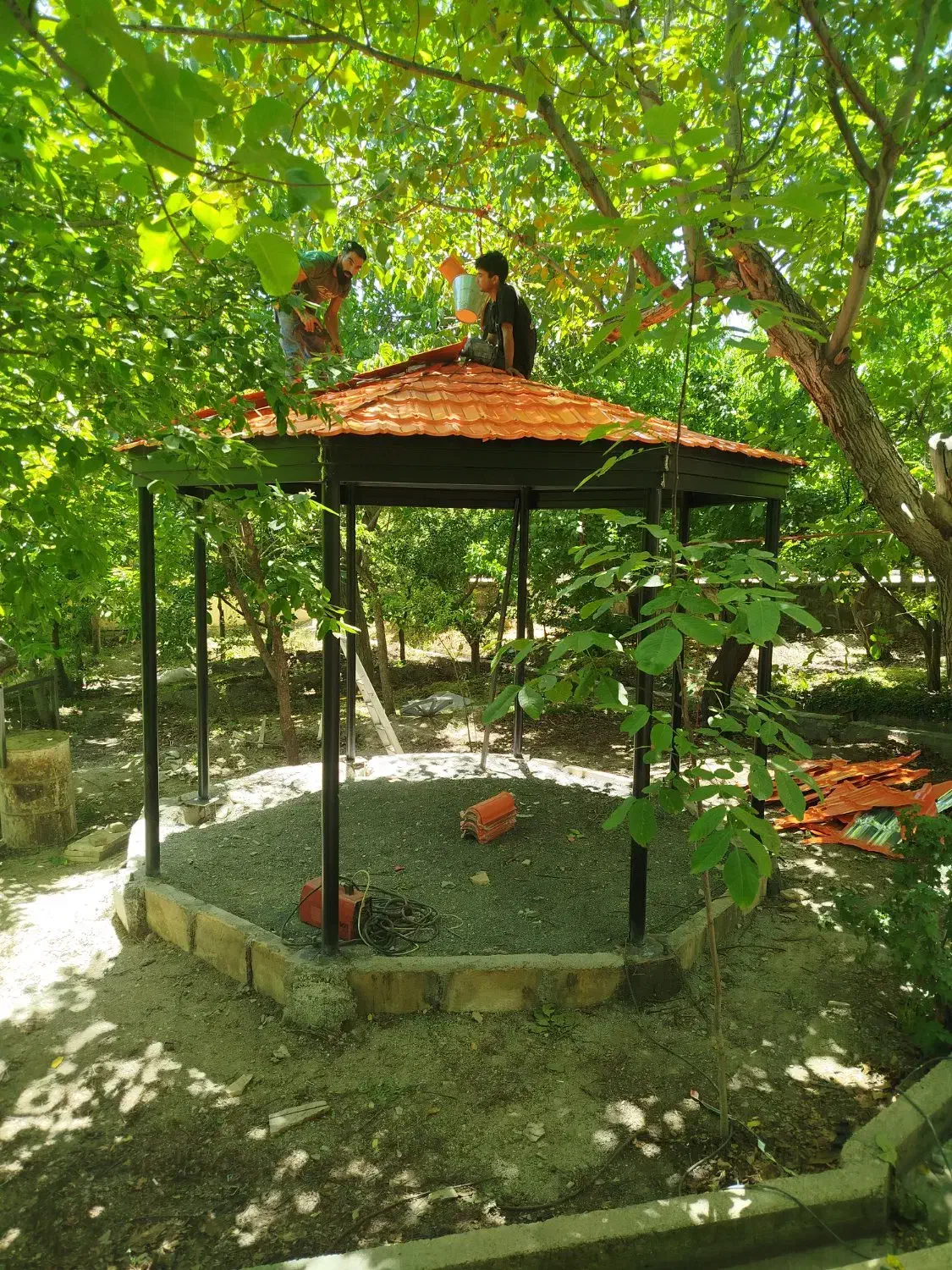 جوشکاری و اجرای شیروانی|خدمات پیشه و مهارت|ماهدشت, |دیوار