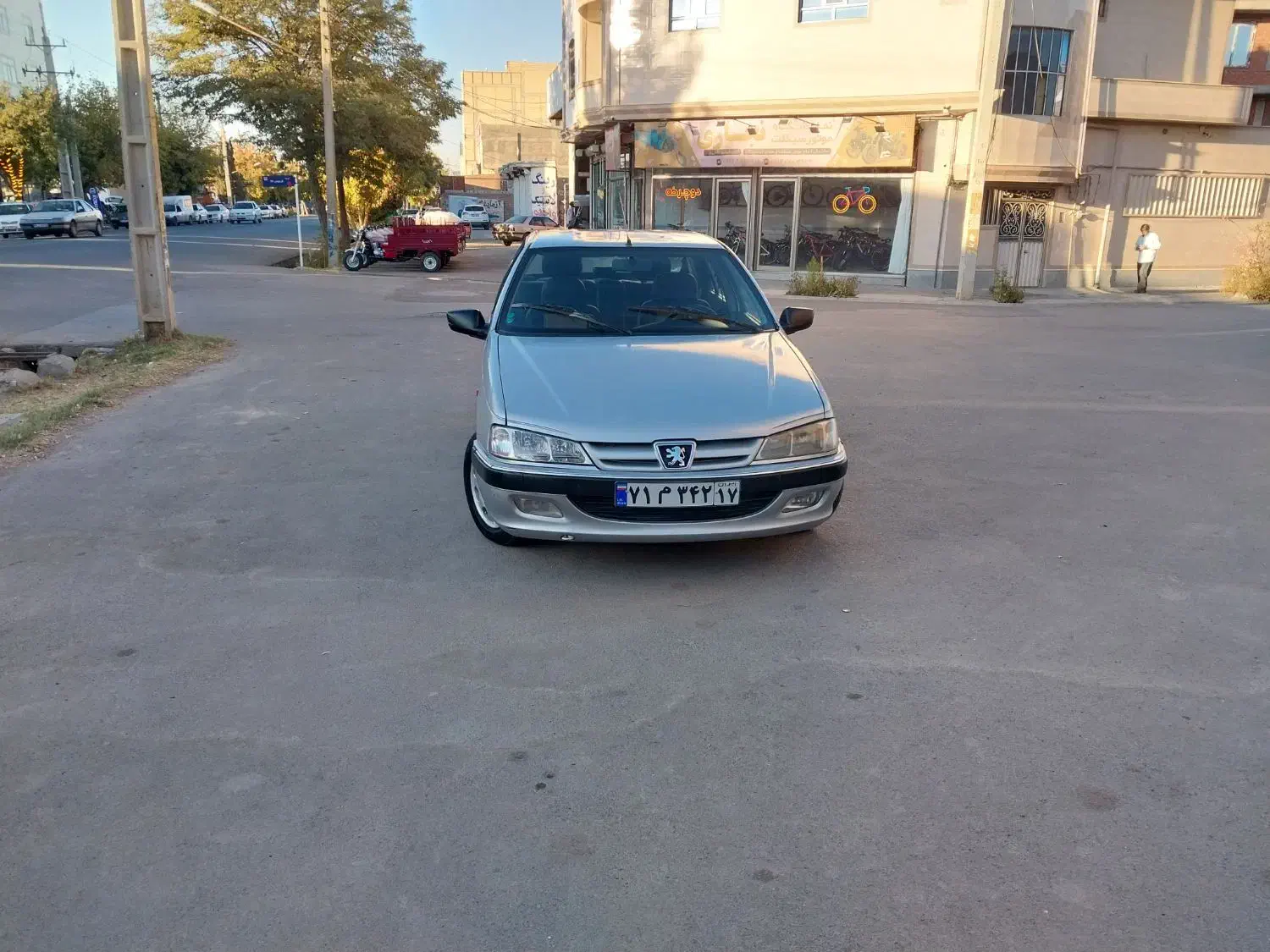 پارس ۸۳ عتیقه. در حد|خودرو سواری و وانت|بناب, |دیوار