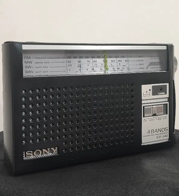 رادیو سونی اصل ژاپن sony ICF-J40چهار بانده کمیاب|کلکسیون اشیاء عتیقه|تهران, شیخ هادی|دیوار
