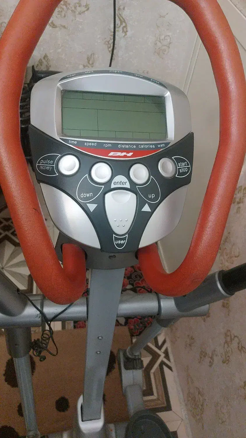 الپتیکال حرفه ای باشگاهی|تجهیزات ورزشی|بروجرد, |دیوار