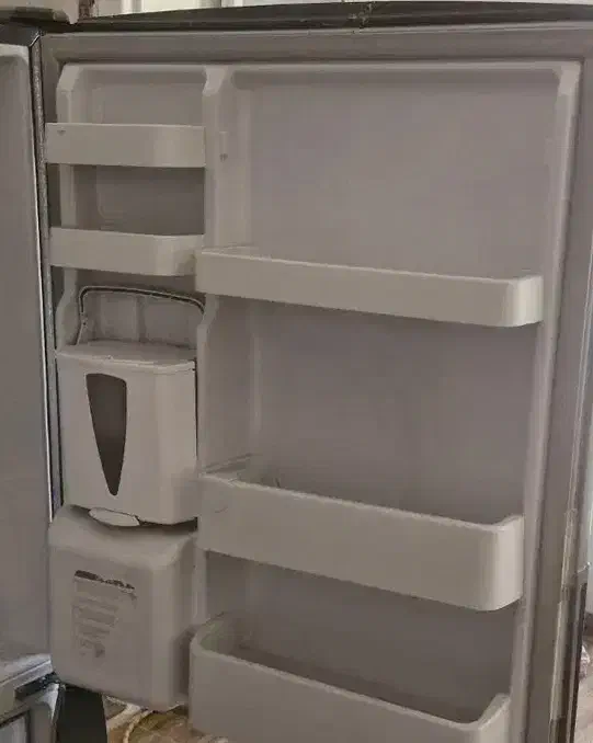 یخچال فریزر اسنوا|یخچال و فریزر|مشهد, نیروی هوایی|دیوار