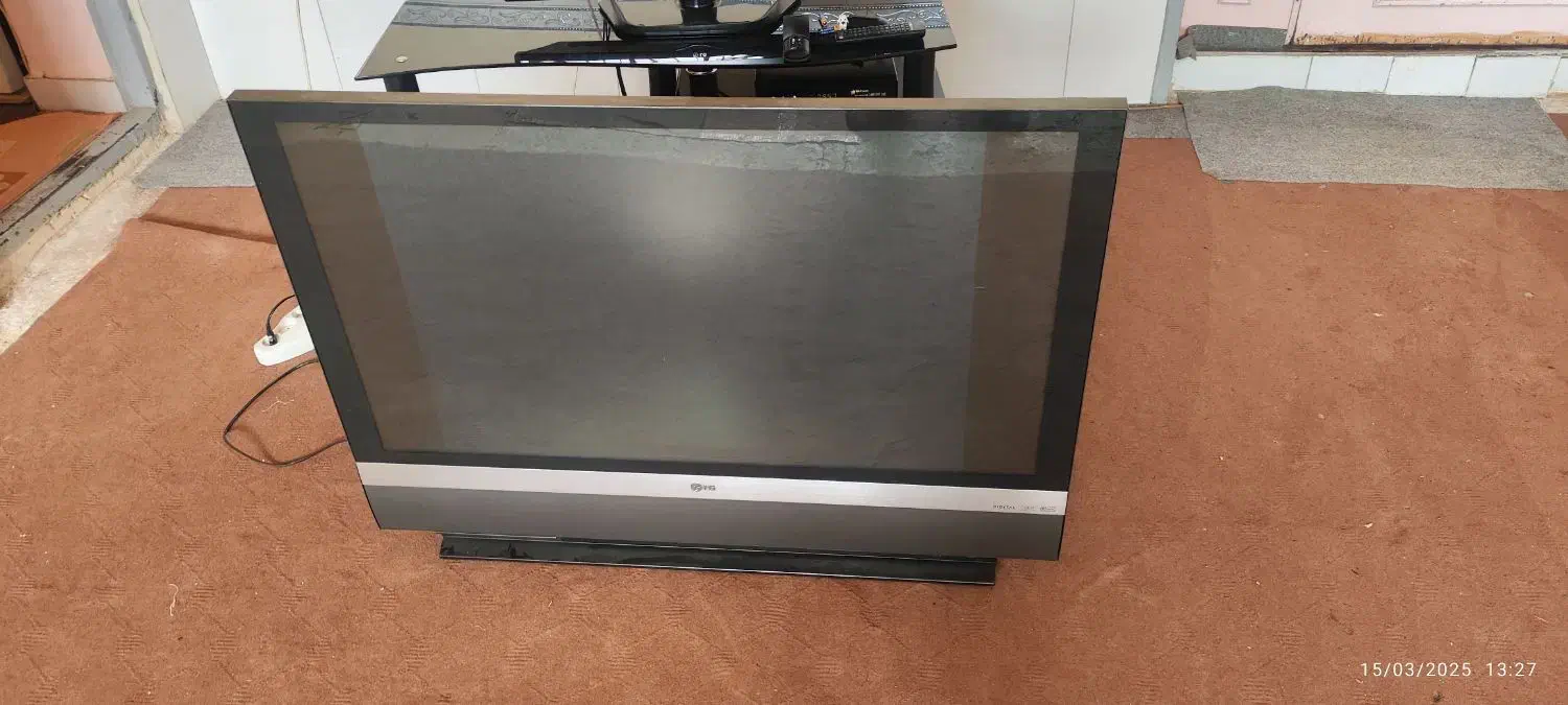 تلوزیون و سینما خانواده|تلویزیون و پروژکتور|بیجار, |دیوار