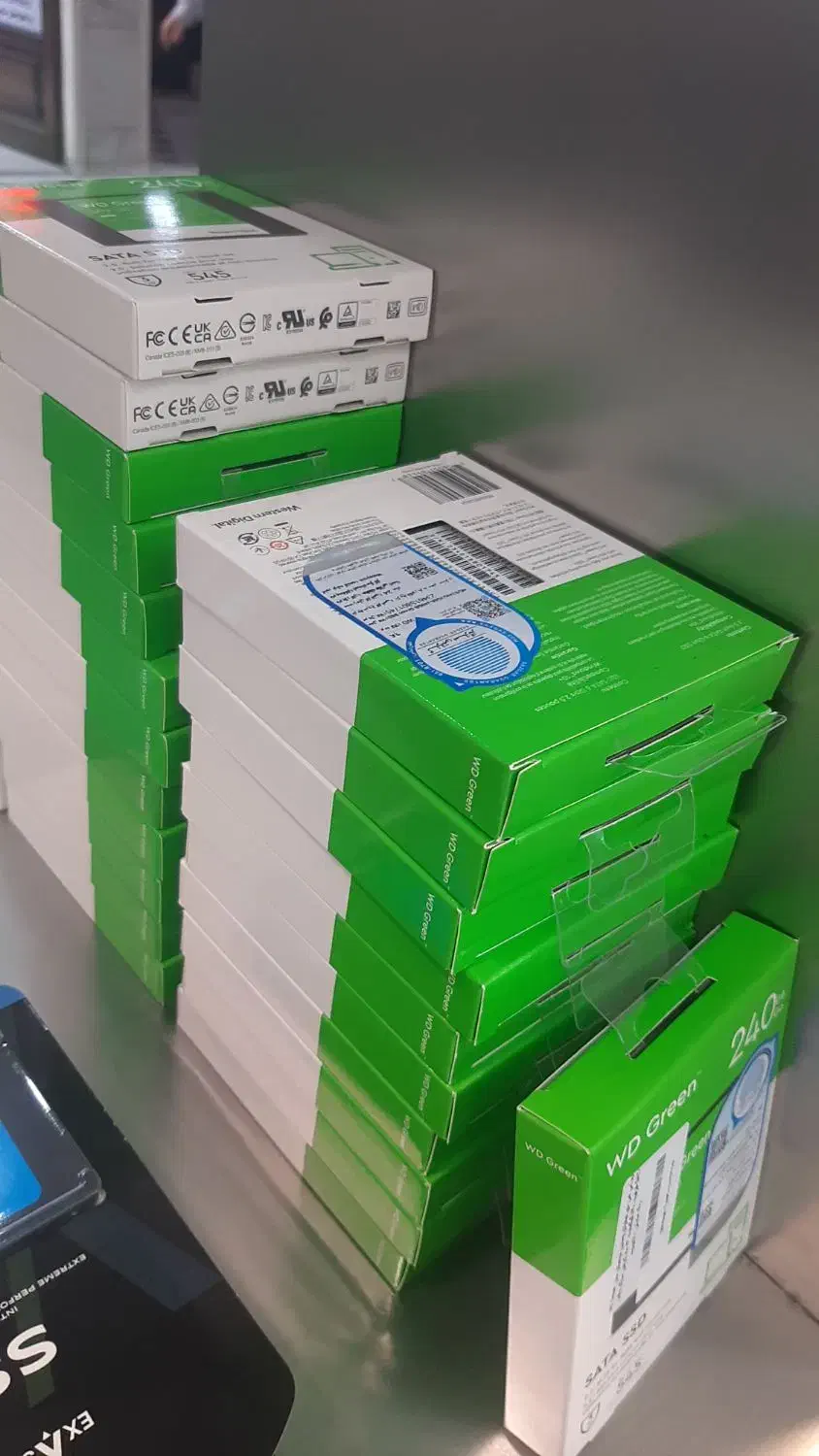 هارد ssd 240  گارانتی سازگار|قطعات و لوازم جانبی رایانه|تبریز, |دیوار