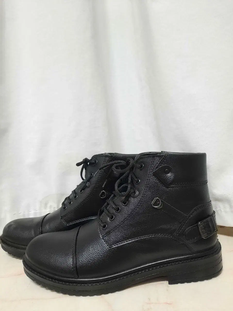 بوت|کیف، کفش، کمربند|فردوس (خراسان), |دیوار