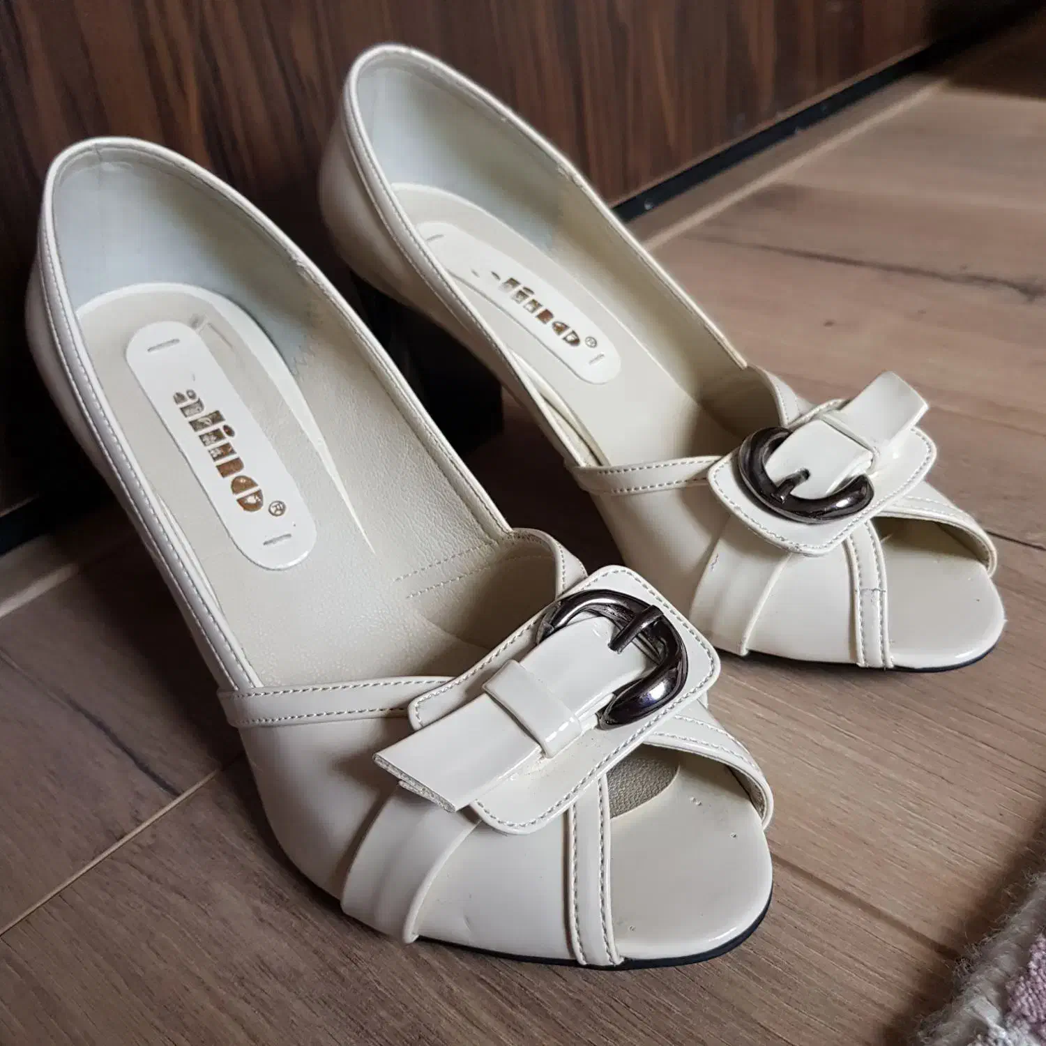 ** کفش مجلسی دخترانه زنانه مارک Balino سایز ۳۹ نو*|کیف، کفش، کمربند|تبریز, |دیوار