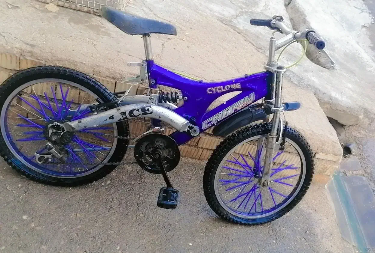 دوچرخه سایز 20 و12|دوچرخه، اسکیت، اسکوتر|شیراز, سلطان آباد|دیوار