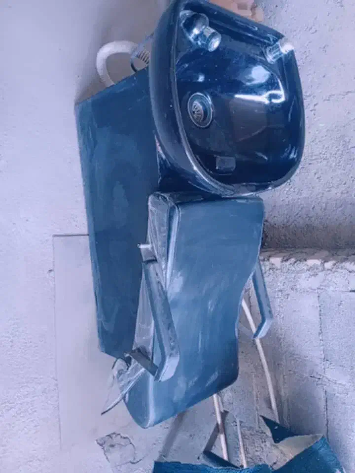 وسایل آرایشگاهی|آرایشگاه و سالنهای زیبایی|سرخنکلاته, |دیوار