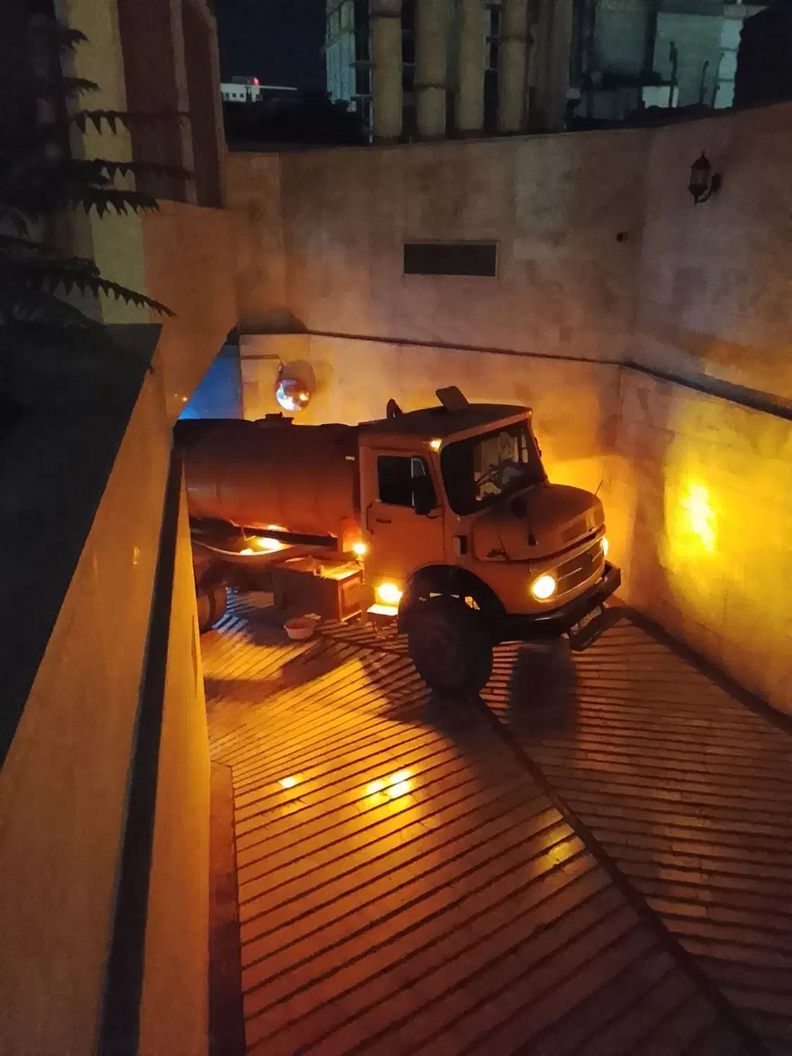 تخلیه چاه وتمیزکاری چربی گیر وسپتینگ محدوده حرم و،|خدمات پیشه و مهارت|مشهد, حرم مطهر رضوی|دیوار